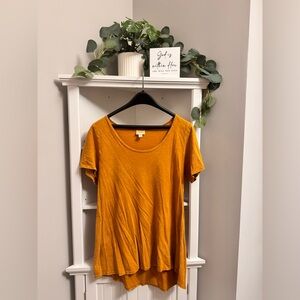 LuLaRoe Golden Short Sleeve Tee